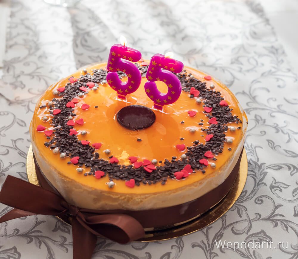 смачний торт на 55 років